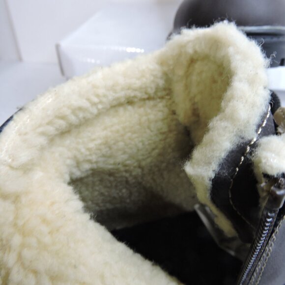 Men's Mid-Top Winter Snow Waterproof boots. brand new. - Picture 3 of 4